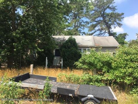 16 Walnut St, Waretown, NJ 08758 photo 1