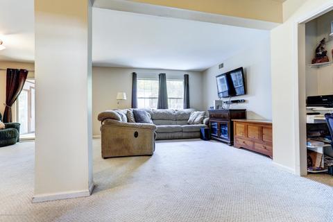 542 Holmes Ave, Forked River, NJ 08731 photo 9
