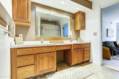 542 Holmes Ave, Forked River, NJ 08731 photo 36