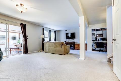 542 Holmes Ave, Forked River, NJ 08731 photo 11
