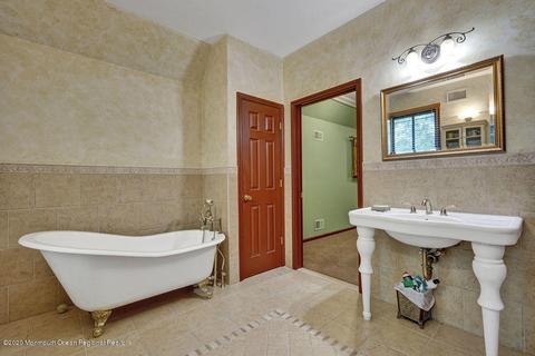13 Pine Dr, Millstone, NJ 08510 photo 33