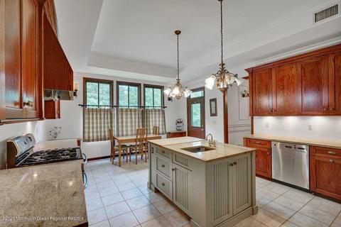 13 Pine Dr, Millstone, NJ 08510 photo 18