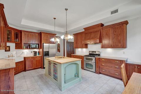 13 Pine Dr, Millstone, NJ 08510 photo 20