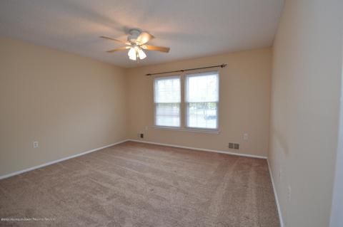 607 Sequoia Ct, Jackson, NJ 08527 photo 7