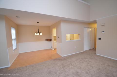 607 Sequoia Ct, Jackson, NJ 08527 photo 3