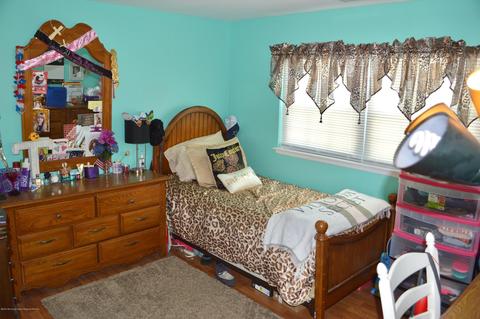 6 Texas Dr, Jackson, NJ 08527 photo 4