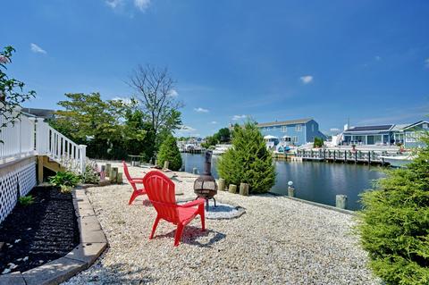 1112 Uranus Ct, Forked River, NJ 08731 photo 2