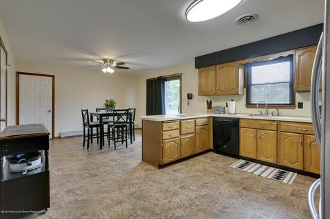 5 Eleanor Dr, Wrightstown, NJ 08562 photo 8