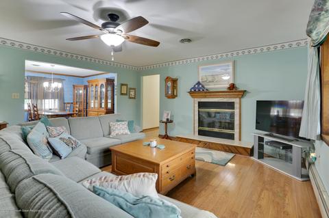 5 Eleanor Dr, Wrightstown, NJ 08562 photo 5