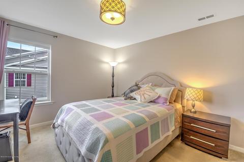 36 Periwinkle Dr, Monroe, NJ 08831 photo 22