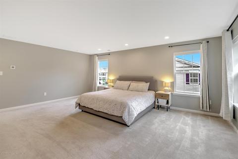 36 Periwinkle Dr, Monroe, NJ 08831 photo 18