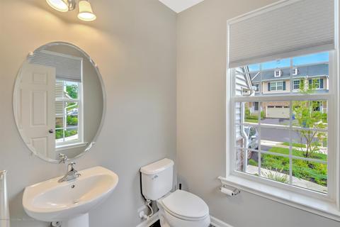 36 Periwinkle Dr, Monroe, NJ 08831 photo 16