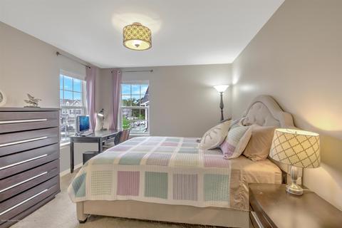 36 Periwinkle Dr, Monroe, NJ 08831 photo 23