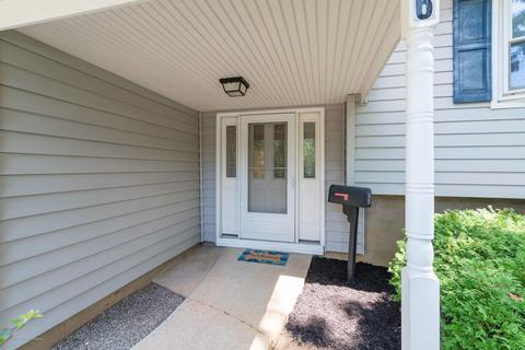 6 Daniel Dr, Matawan, NJ 07747 photo 2