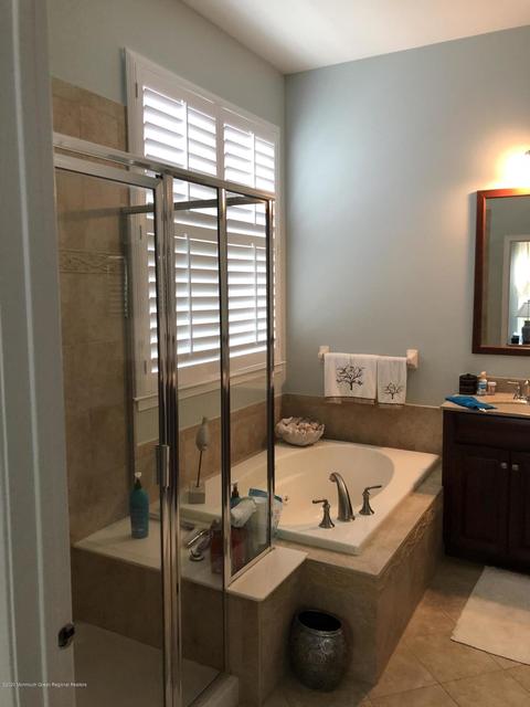 16 Holbrooke Dr, Forked River, NJ 08731 photo 14