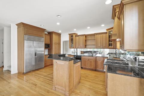 7 Maple Leaf Dr, Holmdel, NJ 07733 photo 16