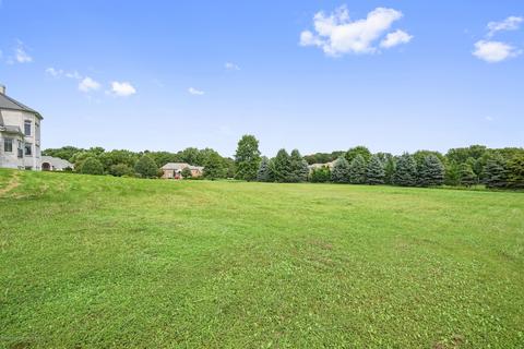 7 Maple Leaf Dr, Holmdel, NJ 07733 photo 8
