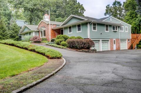 400 Summit Rd, Mountainside, NJ 07092 photo 4