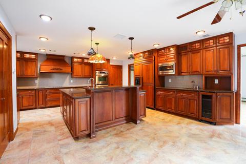 400 Summit Rd, Mountainside, NJ 07092 photo 5