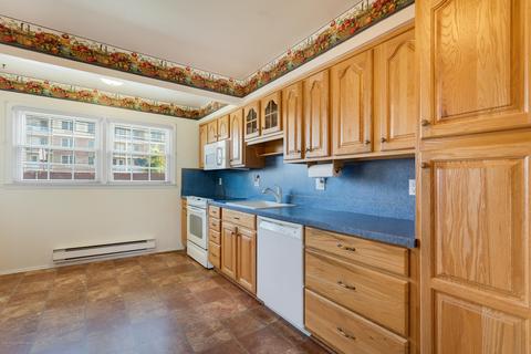 3 Devonshire Rd, Parlin, NJ 08859 photo 9