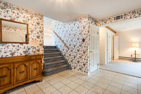 3 Devonshire Rd, Parlin, NJ 08859 photo 4