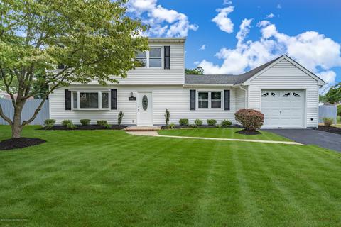747 Cherry Ln, Brick, NJ 08723 photo 2