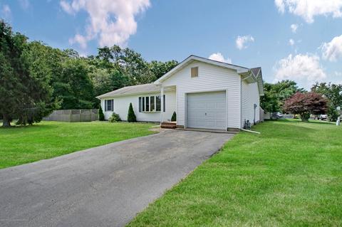 2 Chickasaw Dr, Waretown, NJ 08758 photo 3