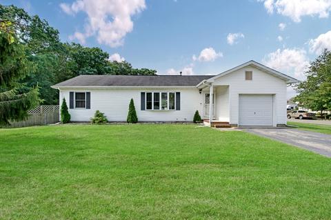2 Chickasaw Dr, Waretown, NJ 08758 photo 2
