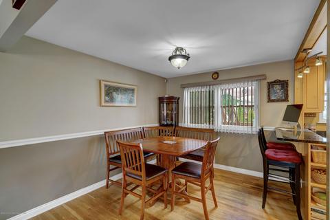 15 Waverly Dr E, Edison, NJ 08817 photo 9