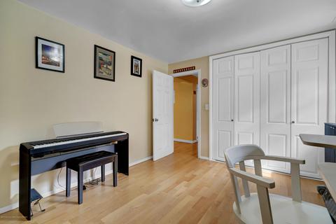 15 Waverly Dr E, Edison, NJ 08817 photo 23