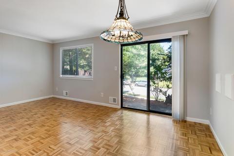 28 Arrowsmith Ct, Matawan, NJ 07747 photo 7