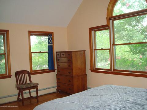 73 Hull Ave, Freehold, NJ 07728 photo 10