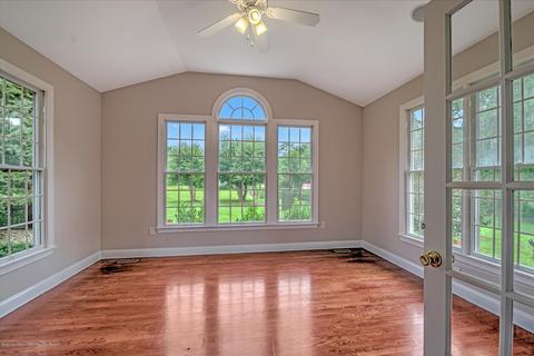 7 Danser Dr, Millstone, NJ 08535 photo 4