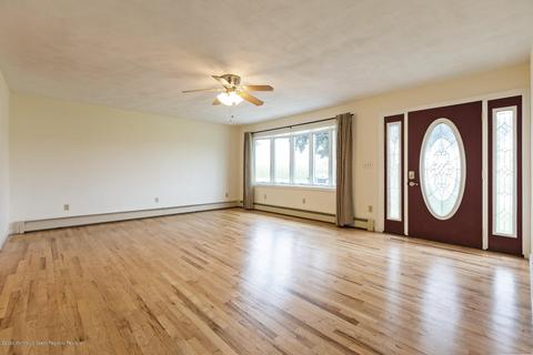 386 Croshaw Rd, Wrightstown, NJ 08562 photo 5