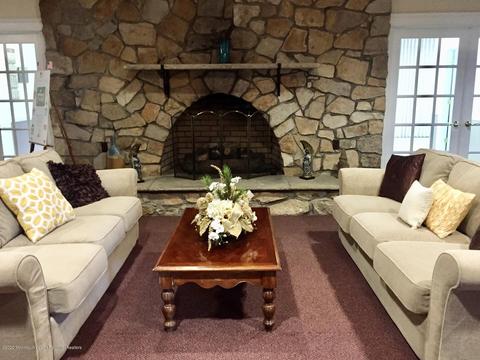 9 Phillips Rd, Brick, NJ 08724 photo 22