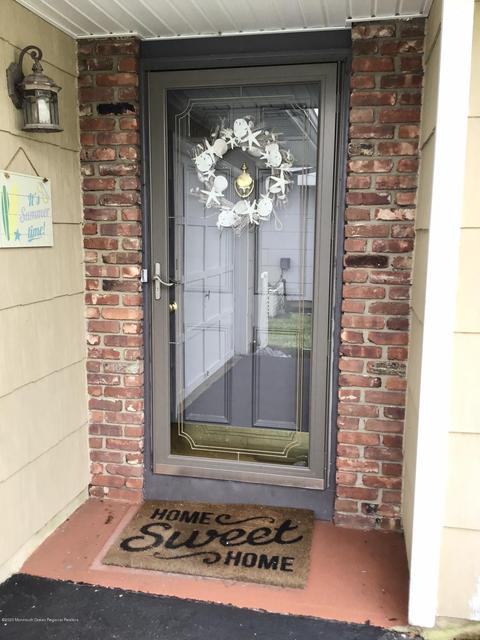 9 Phillips Rd, Brick, NJ 08724 photo 3