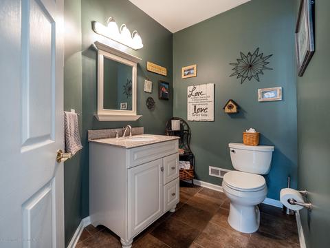 7 Kalan Farm Rd, Bethlehem, NJ 08802 photo 19