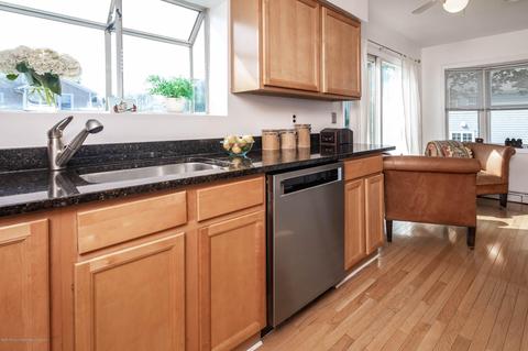 65 E River Rd #26, Rumson, NJ 07760 photo 7