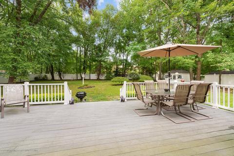 2 Sutton Ct, Matawan, NJ 07747 photo 7