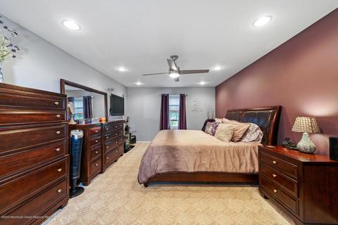 2 Sutton Ct, Matawan, NJ 07747 photo 16