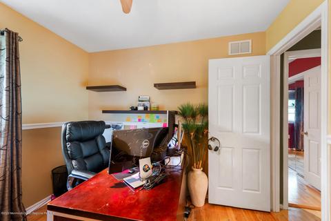 2 Sutton Ct, Matawan, NJ 07747 photo 19