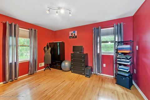 2 Sutton Ct, Matawan, NJ 07747 photo 18