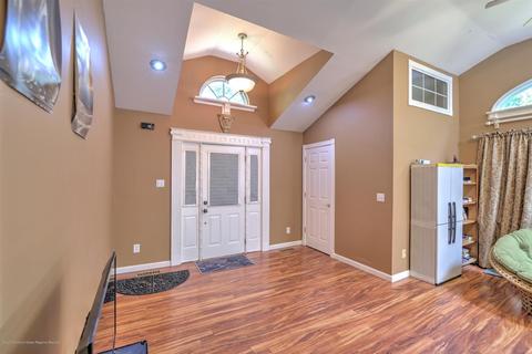 2 Doyle Rd, Matawan, NJ 07747 photo 6