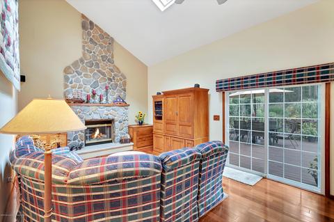 573 Constitution Dr, Jackson, NJ 08527 photo 14