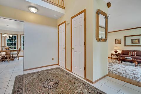 573 Constitution Dr, Jackson, NJ 08527 photo 3