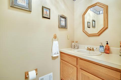 573 Constitution Dr, Jackson, NJ 08527 photo 15