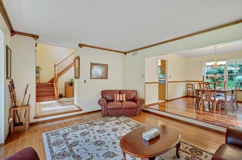 573 Constitution Dr, Jackson, NJ 08527 photo 4