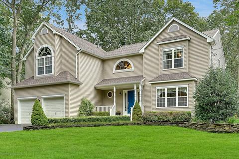 573 Constitution Dr, Jackson, NJ 08527 photo 44