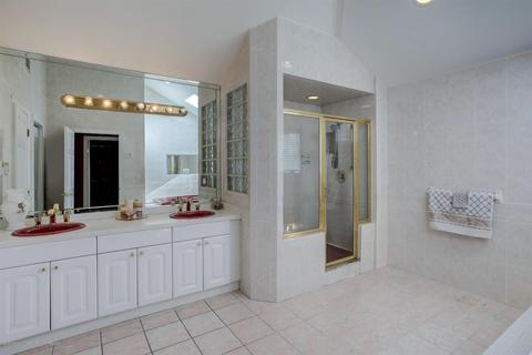 2 Eagle Ct, Old Bridge, NJ 08857 photo 19