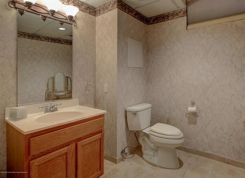 2 Eagle Ct, Old Bridge, NJ 08857 photo 26